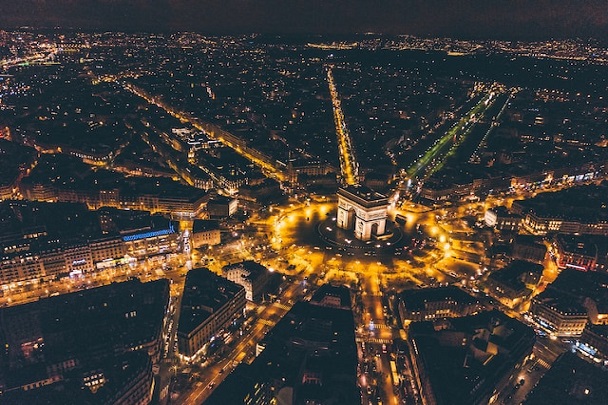 Париж, зажигает сердца… + Мюнхен, Дрезден, Прага и Диснейленд!