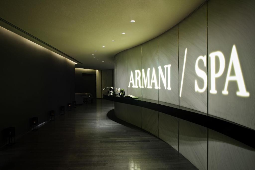 Відгуки про готелі Armani Hotel Dubai