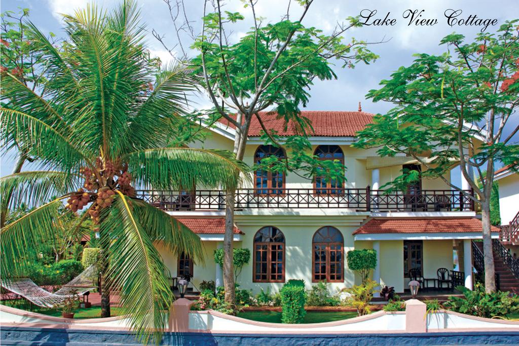 Lake Palace Resort, Индия