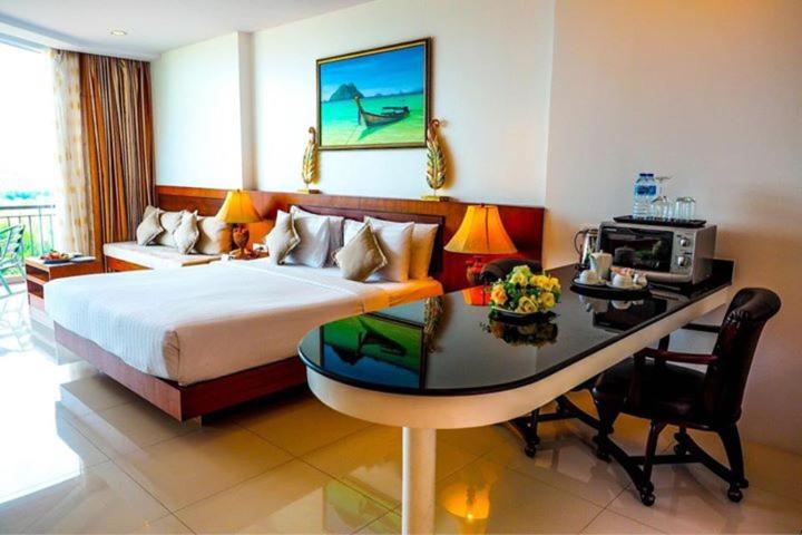 Горящие туры в отель The View Rawada Resort & Spa Пхукет