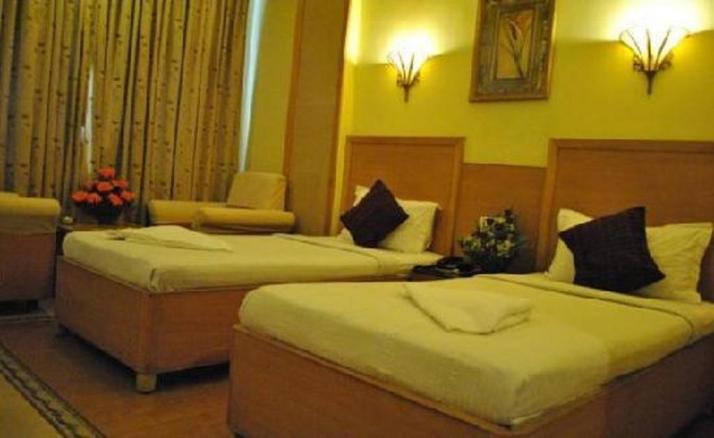 Горящие туры в отель Hotel Roopa Майсур Индия