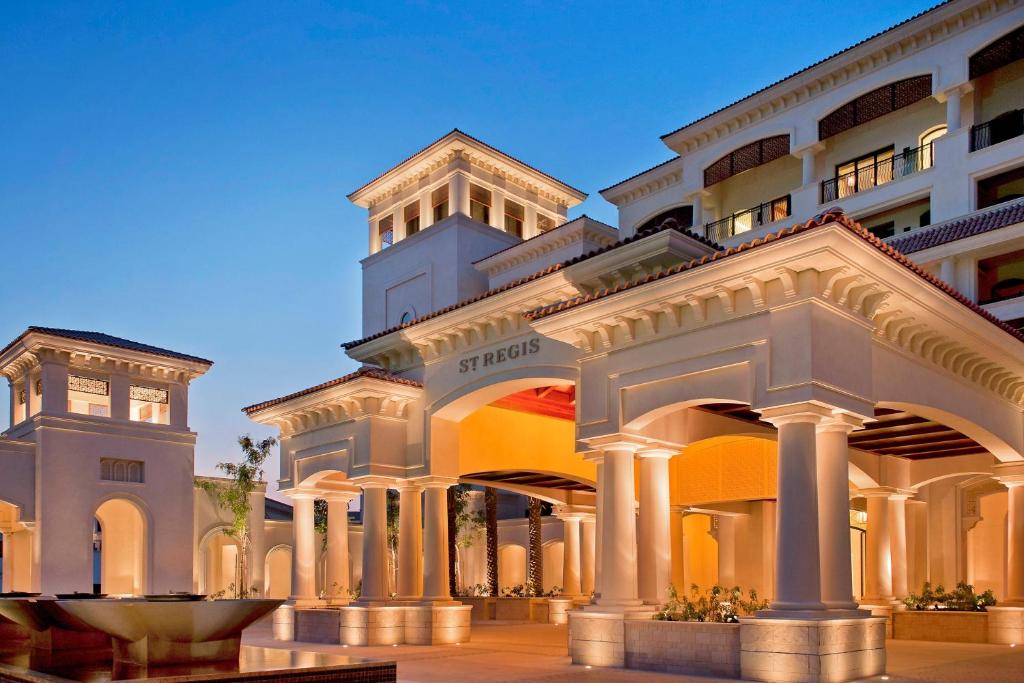 St. Regis Saadiyat Island Resort Abu Dhabi, odżywianie