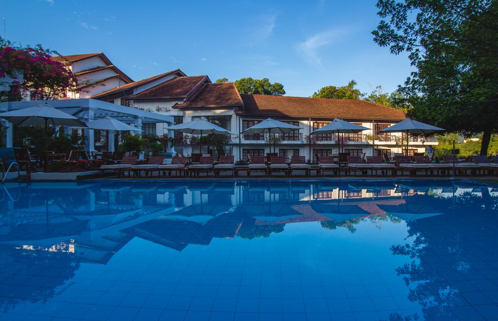 Шри-Ланка Mahaweli Reach Hotel