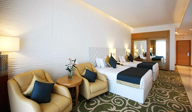 Отель, Oceanic Khorfakkan Resort & Spa