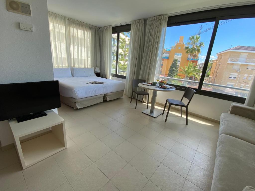 Atenea Park Suites Apartments Испания цены