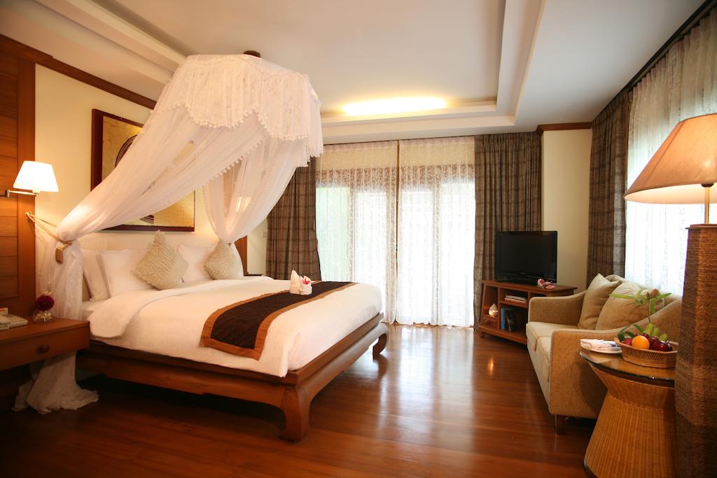 Горящие туры в отель Centara Khum Phaya Resort & Spa