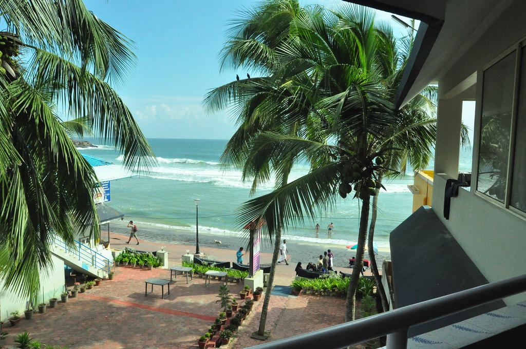 Отель, Pappukutty Beach Resort