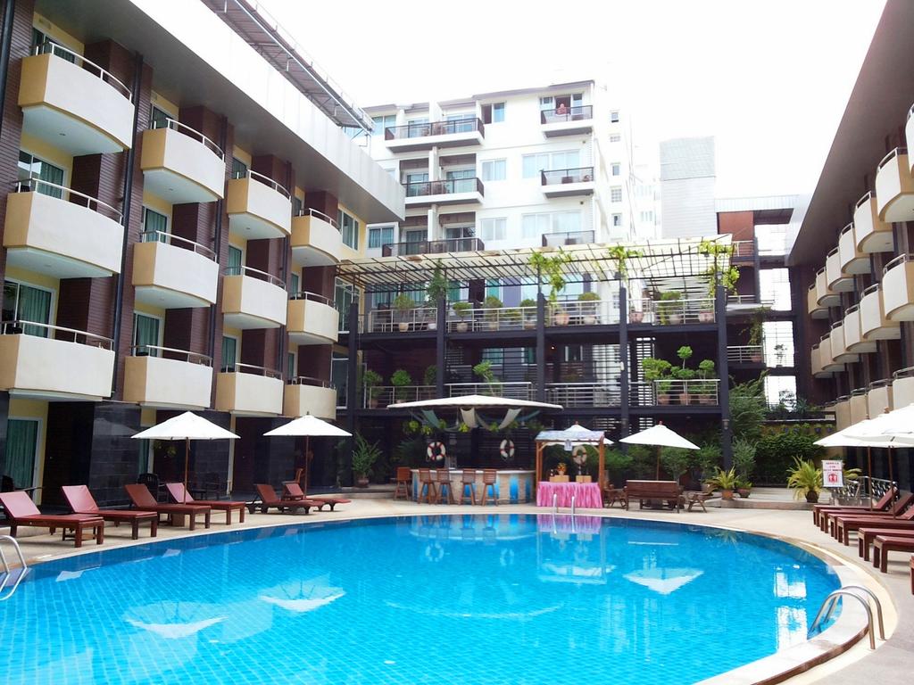 Oferty hotelowe last minute Baron Beach Hotel Pattaya