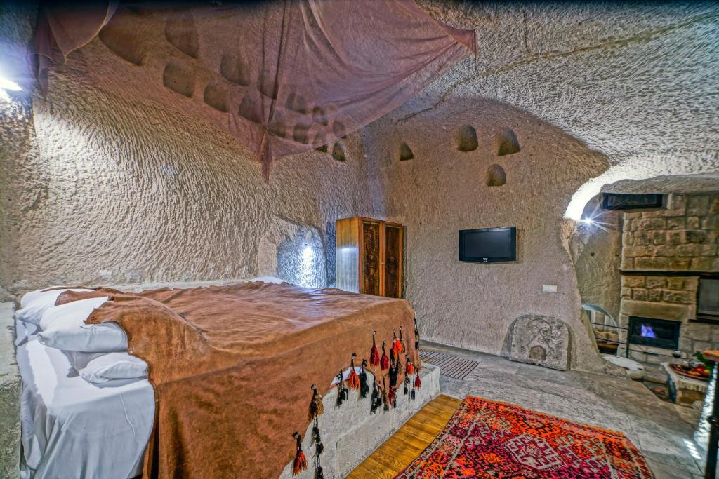 Anatolian House Hotel price