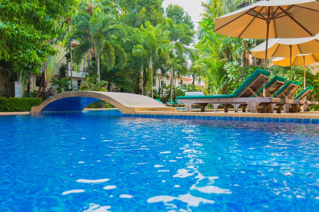 Hotel rest Thanthip Beach Resort
