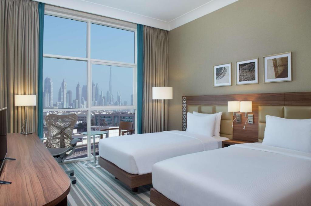 Ціни в готелі Hilton Garden Inn Dubai Al Mina