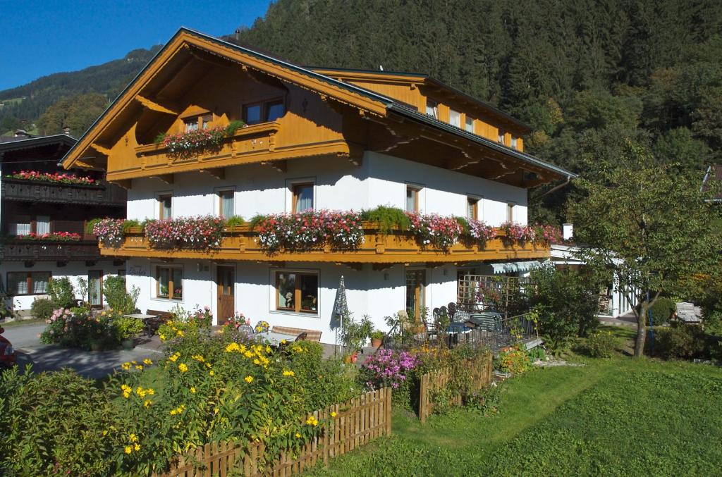 Gästehaus Elisabeth, Tyrol, photos of tours