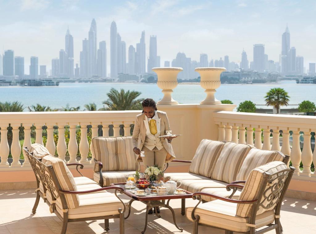 Отзывы туристов Raffles The Palm Dubai (ex. Emerald Palace Kempinski)