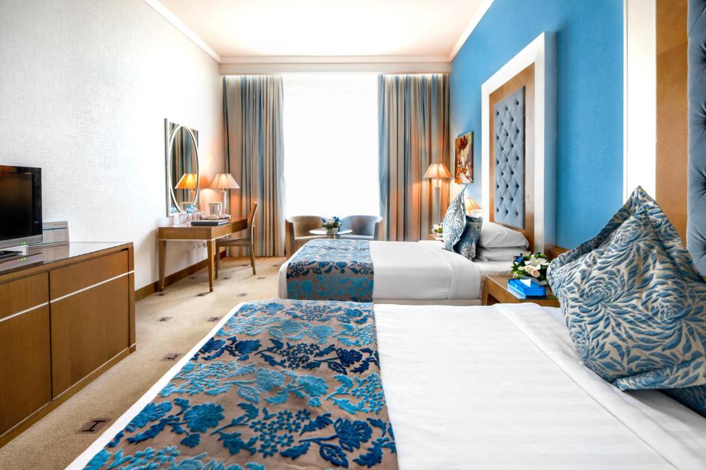 Дубай (пляжні готелі) Marina Byblos Hotel ціни