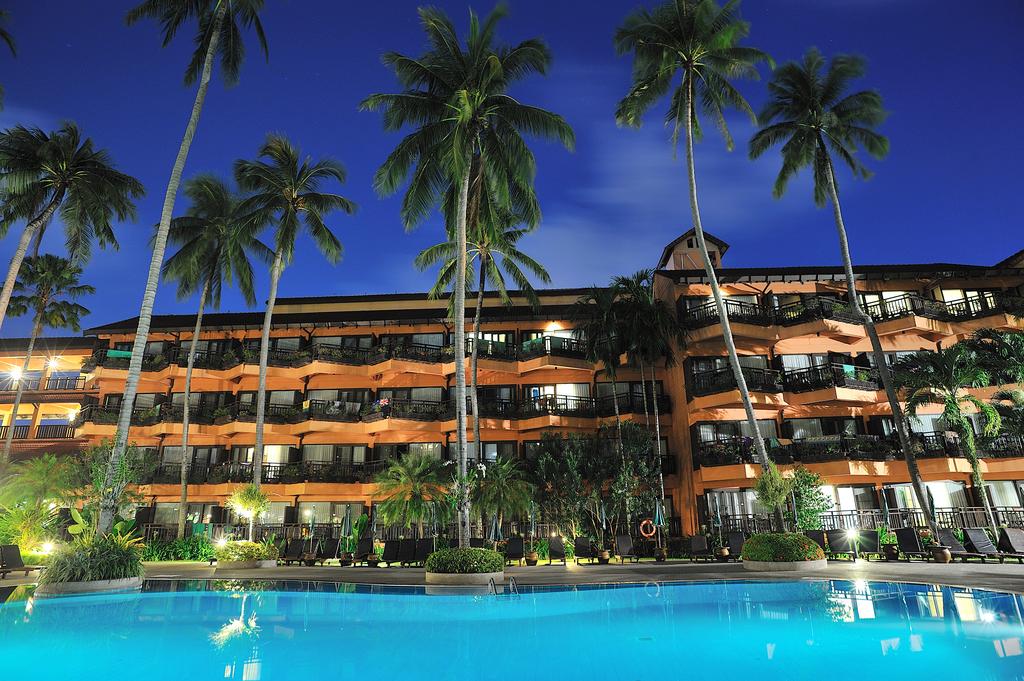Opinie gości hotelowych Courtyard by Marriott Phuket, Patong Beach Resort (ex. Patong Merlin)