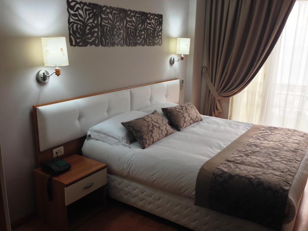 Arvi Hotel, Дуррес, Албания, фотографии туров