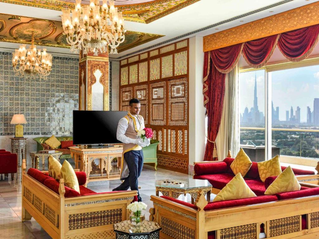 Hotel reviews Raffles Dubai