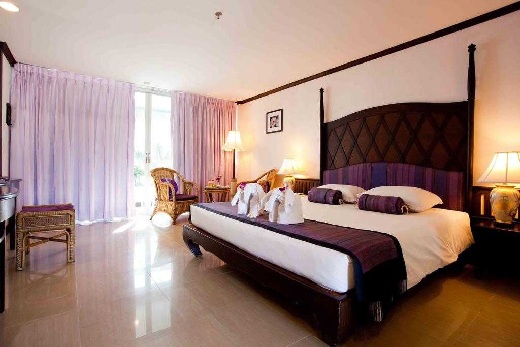 The Cha-Am Methavalai Hotel цена