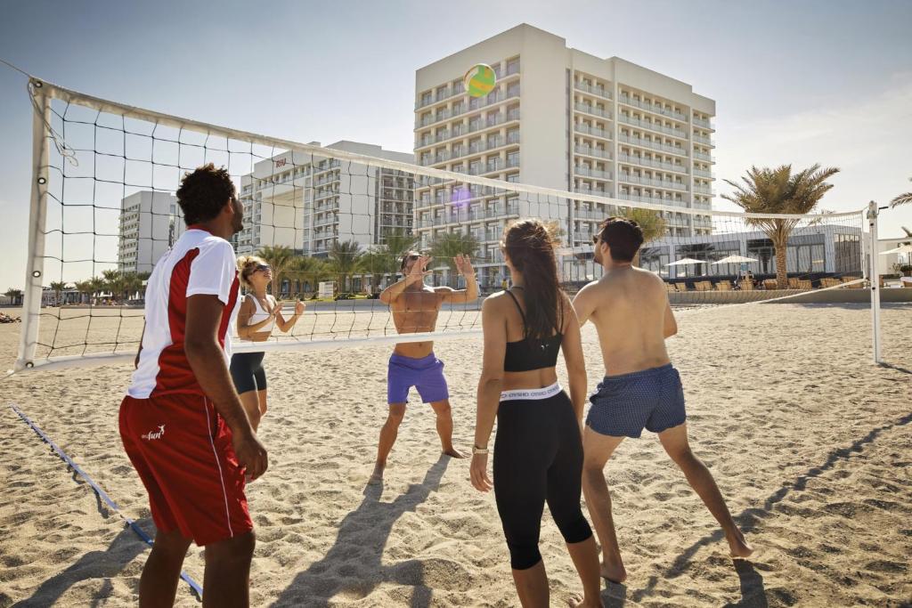 Riu Dubai Beach Resort - All Inclusive фото туристов