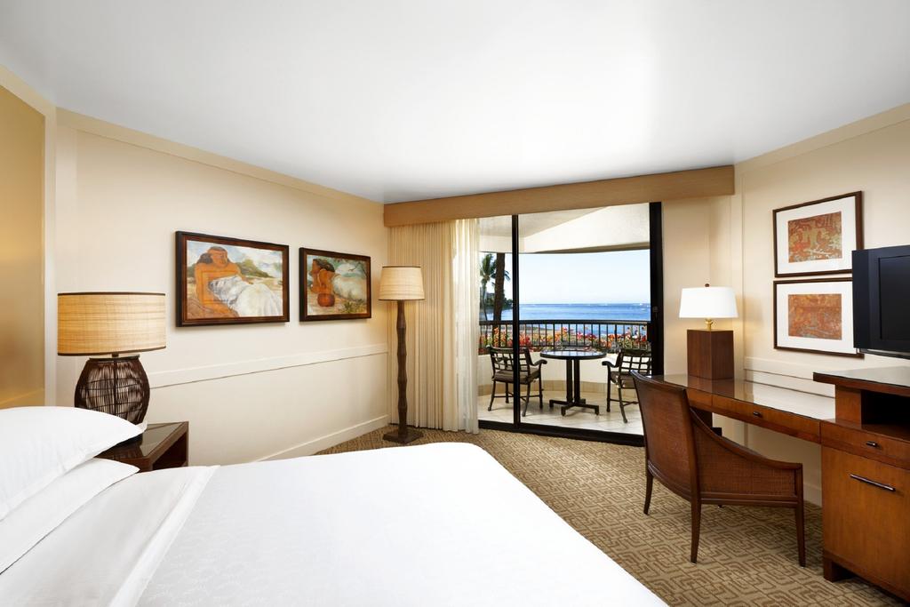 Відпочинок в готелі Sheraton Maui Resort & Spa