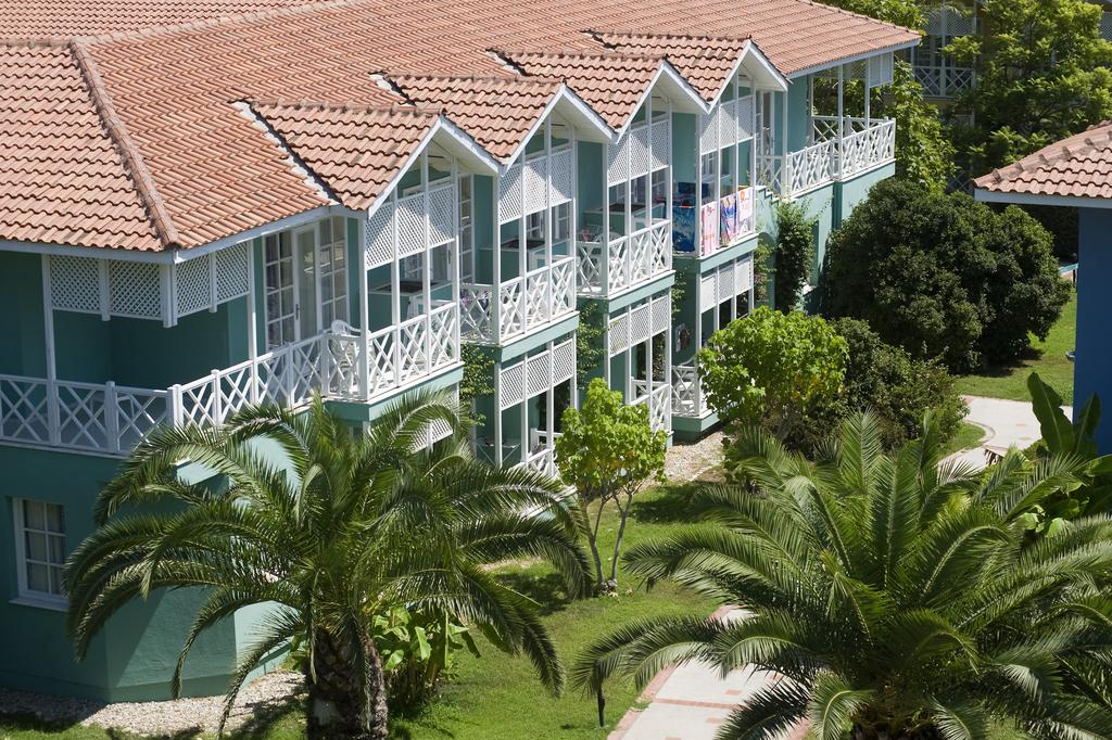 Відпочинок в готелі Fun&Sun Family Euphoria Palm (ex.Euphoria Palm Beach)