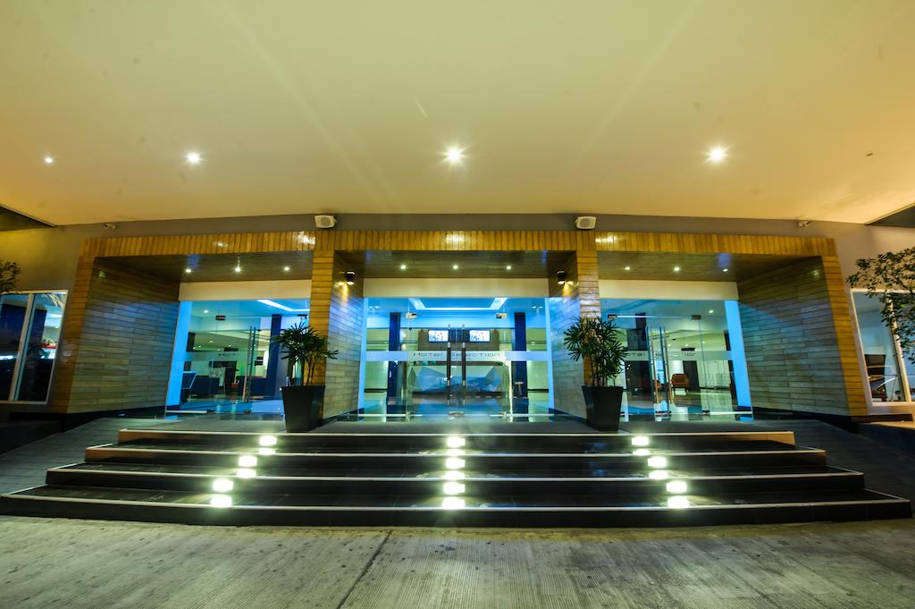 Туры в отель Selection Pattaya Hotel (ex. Pattaya Beach Resort) центр Паттаи