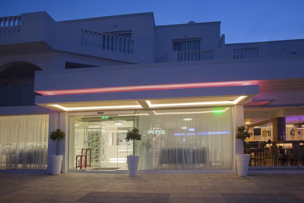 Princessa Vera Hotel Apartmens, Пафос ціни