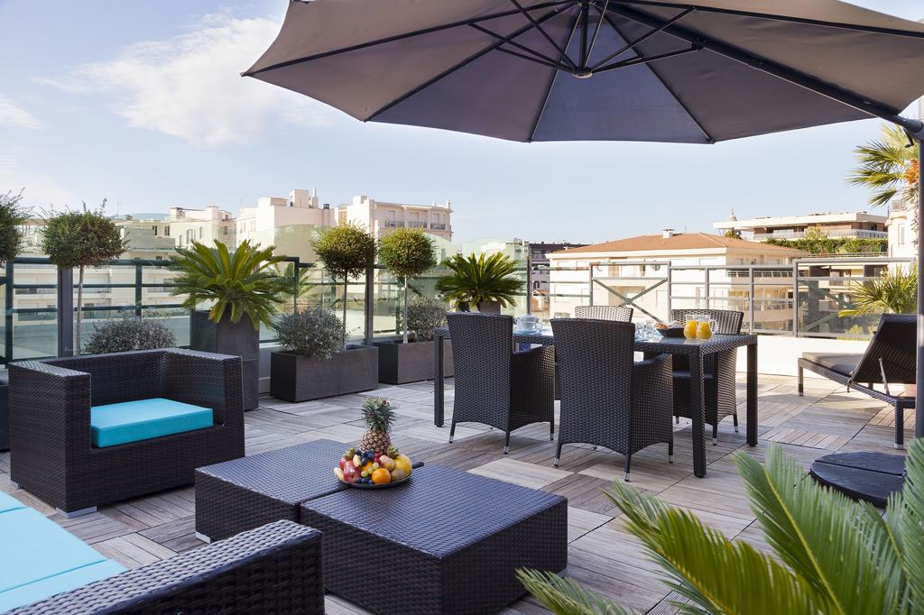 Hotel Clarion Suites Cannes Croisette цена