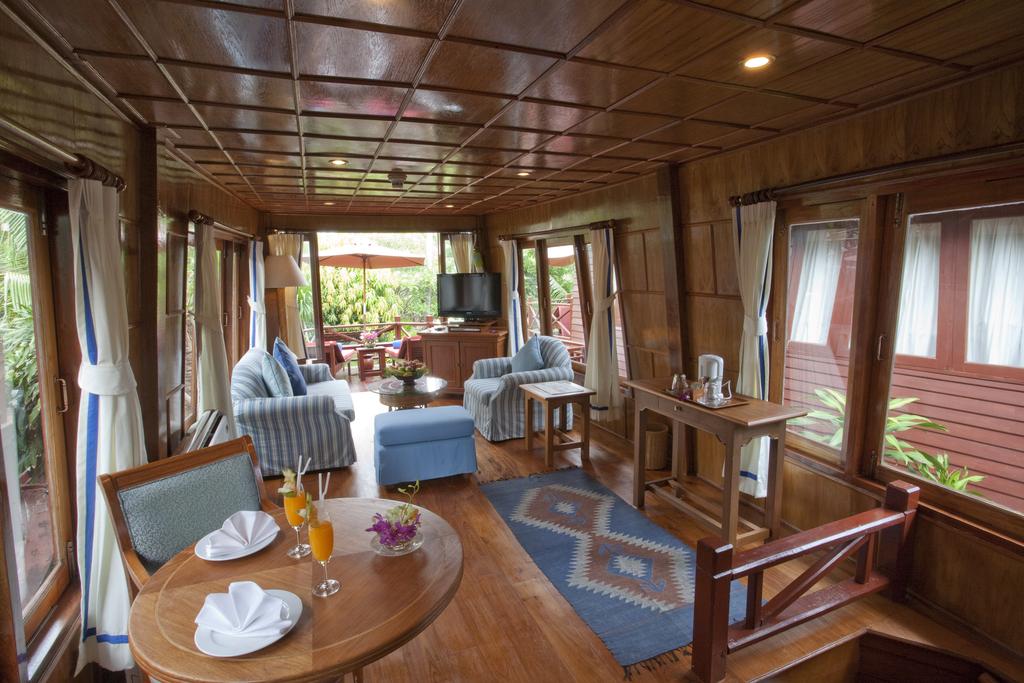 Imperial Boat House Thailand prices