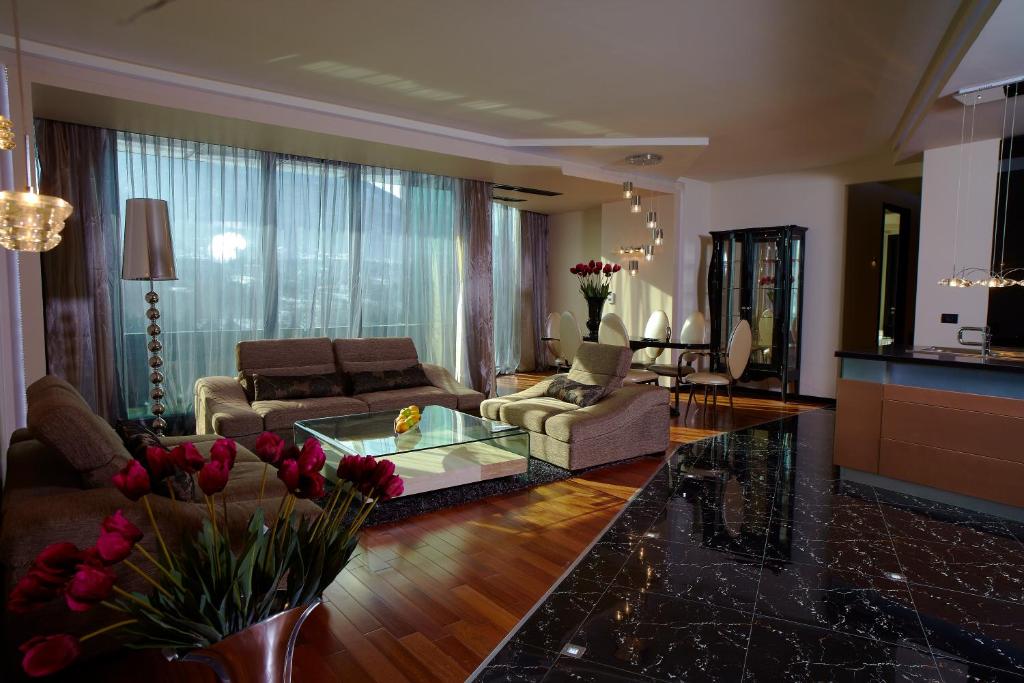 Отдых в отеле Emirates Apart Residence София Болгария