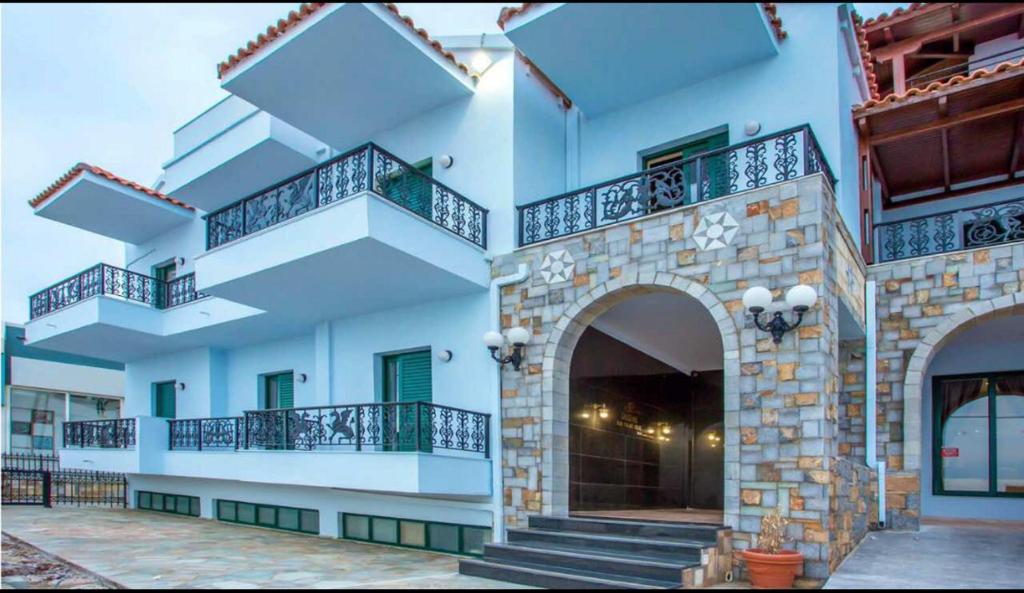 Готель, Diogenis Blue Palace