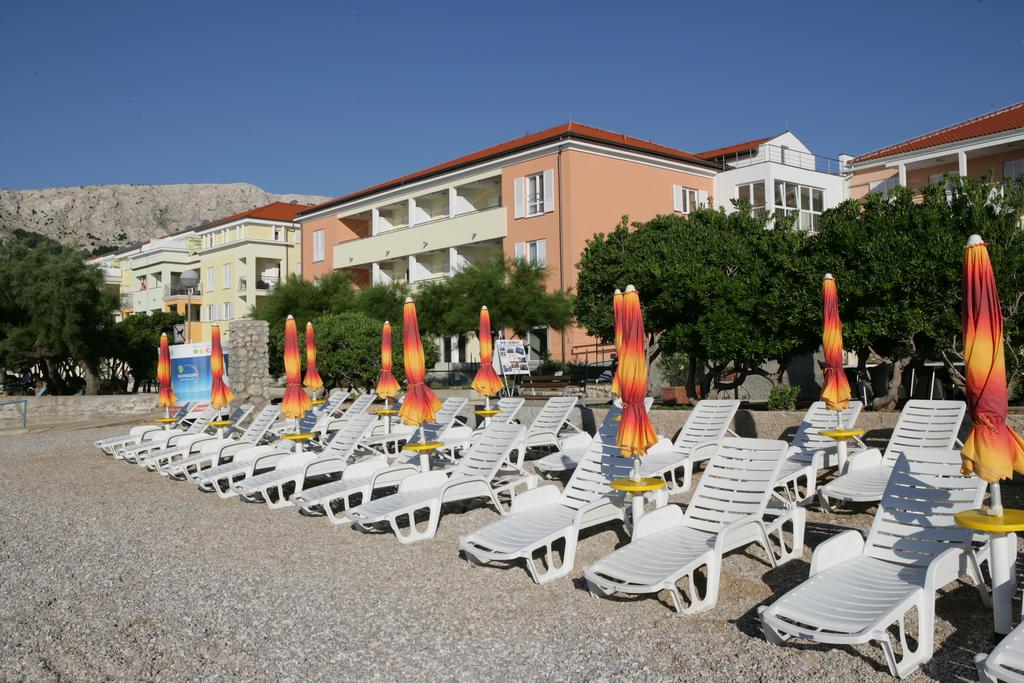 Горящие туры в отель Hotel Villa Adria Крк (остров)