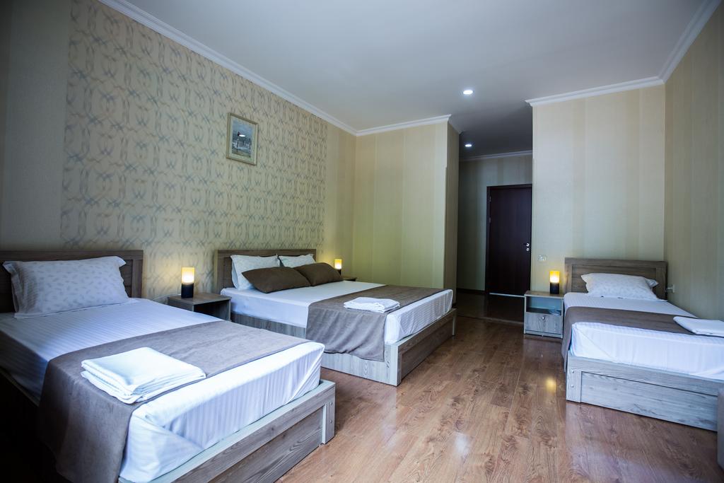Відпочинок в готелі Old Borjomi Боржомі Грузія