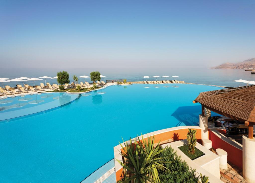 Цены в отеле Movenpick Resort El Sokhna