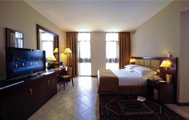Абу Дабі Vision Hotel Apartments ціни