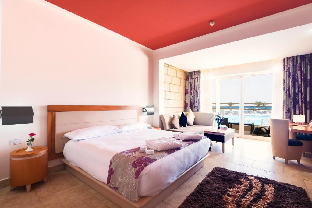 Відпочинок в готелі Barcelo Tiran Sharm
