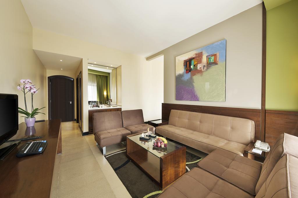 Відгуки про відпочинок у готелі, Holiday Inn Dead Sea