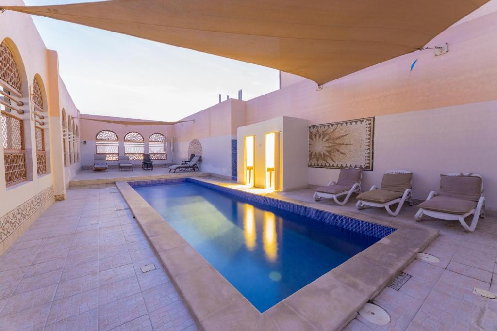 Ewan Ajman Suites Hotel, Zjednoczone Emiraty Arabskie, Ajman, wakacje, zdjęcia i recenzje