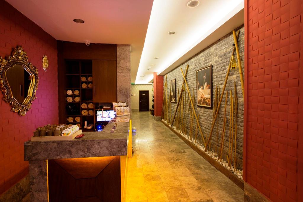 Горящие туры в отель Ramada Resort Side