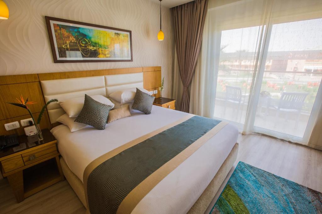 Відпочинок в готелі Pickalbatros Aqua Blu Resort Ssh