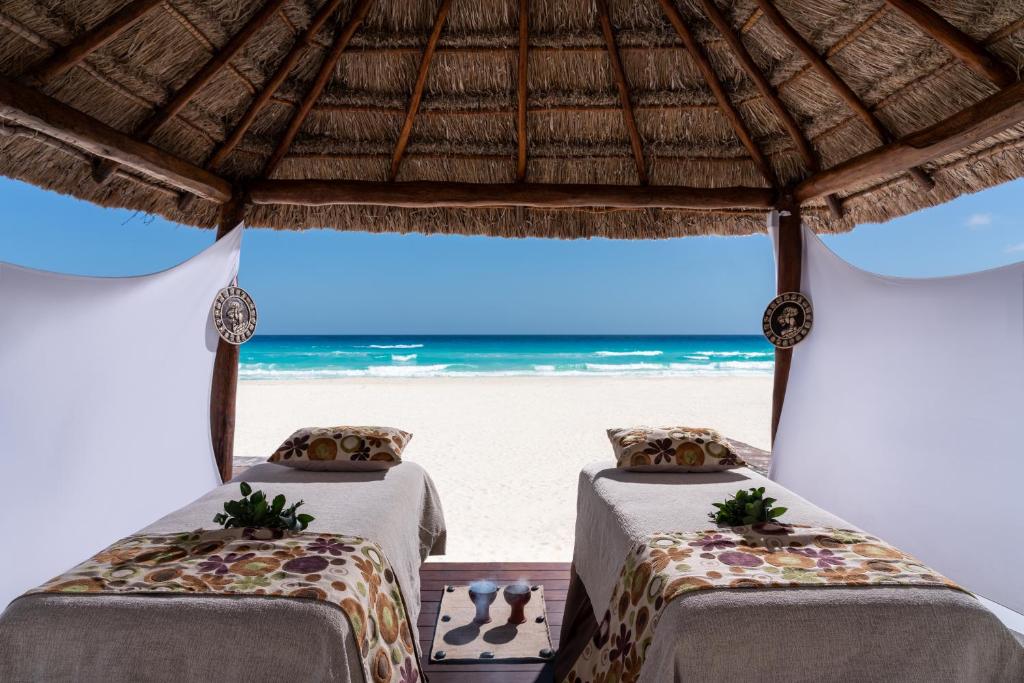 Туры в отель The Ritz-Carlton Cancun Канкун Мексика