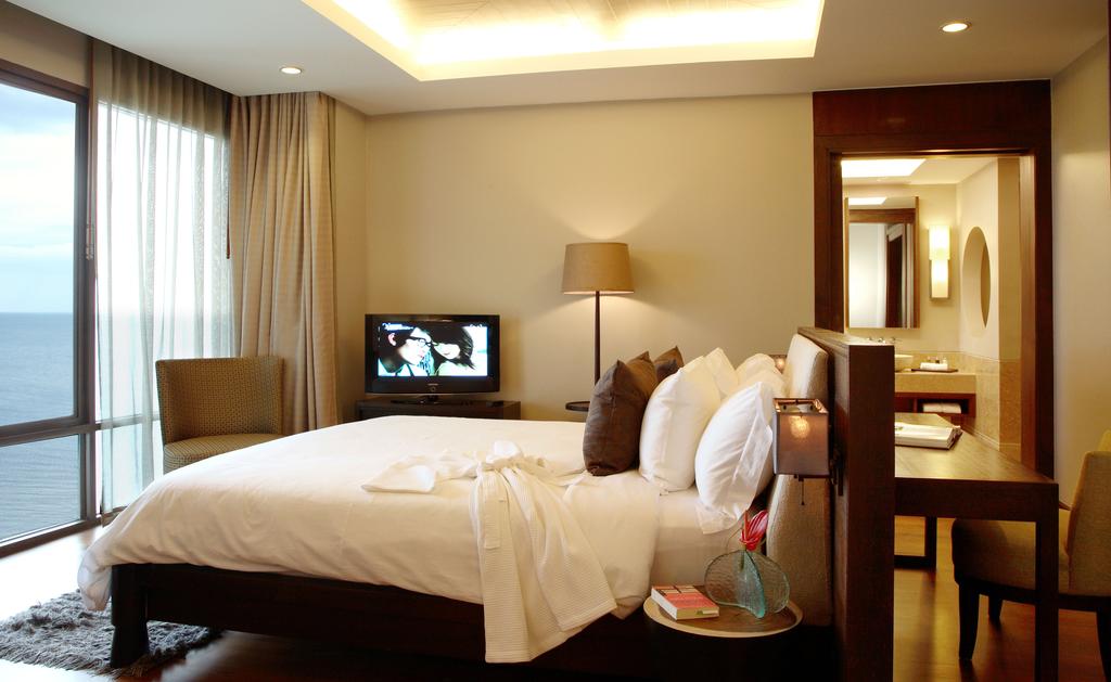 Відпочинок в готелі Shasa Resort & Residences