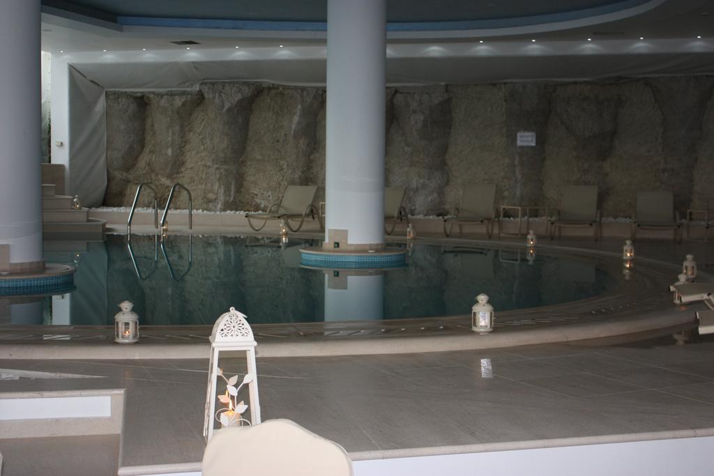 Отдых в отеле Aegean Blue Hotel Калликратия
