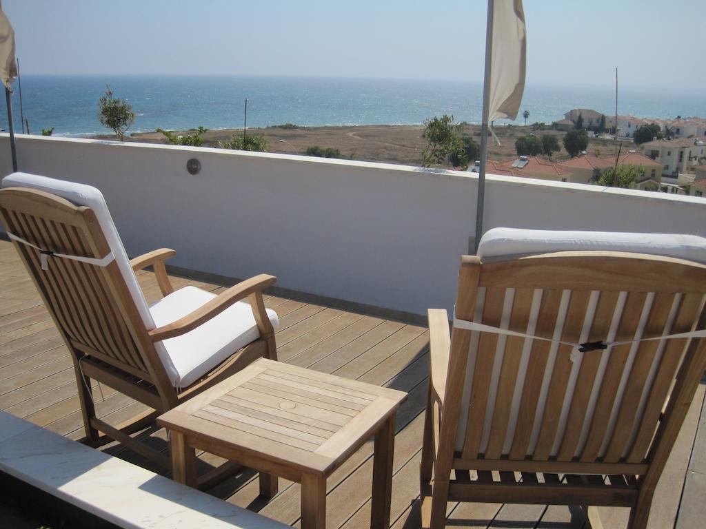 E Hotel Spa & Resort, Larnaka ceny