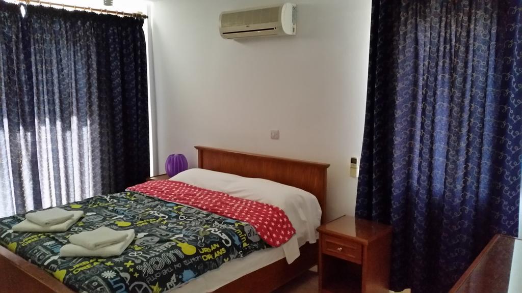 Pelides Apartments Larnaca, Ларнака цены