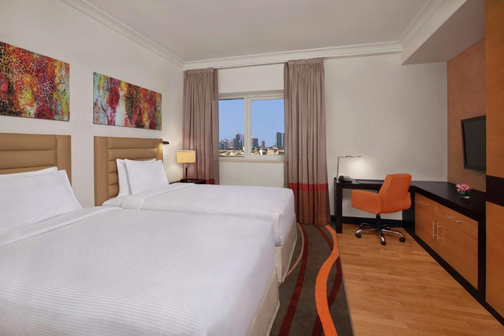 Відгуки туристів Doubletree by Hilton Hotel & Residences Dubai – Al Barsha