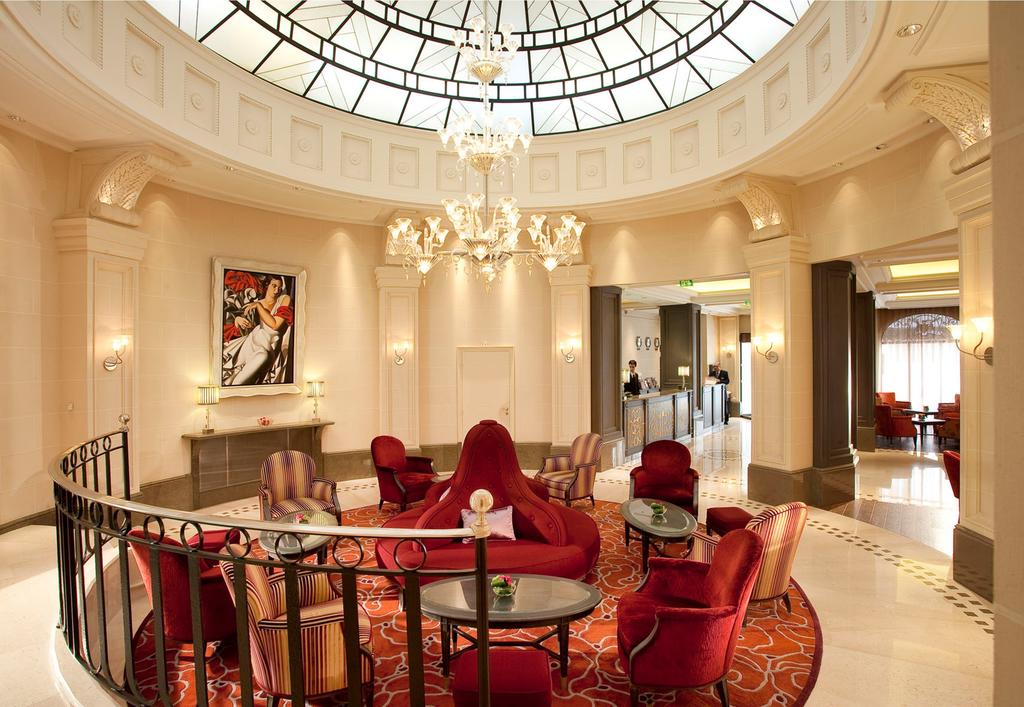 Відпочинок в готелі Chateau Frontenac (Paris) Париж Франція