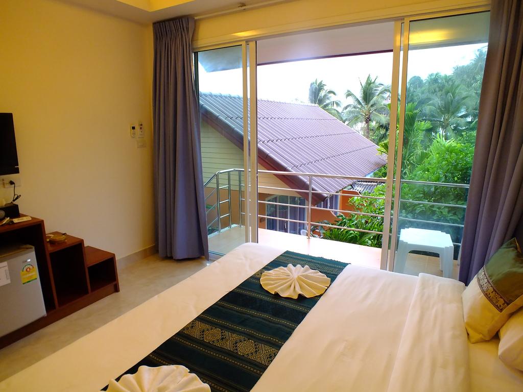 Цены в отеле Baan Vanida Garden Resort Karon