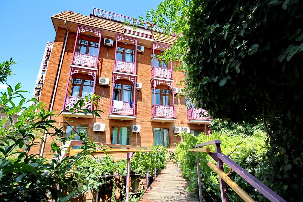 Горящие туры в отель Irmeni Тбилиси Грузия