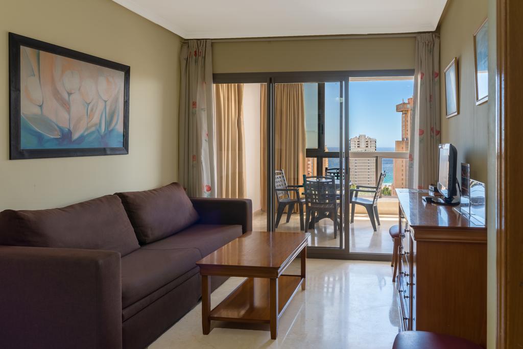 Ціни в готелі Apartamentos Gemelos 20